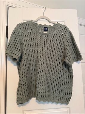 GAP Mint Sage Crochet Short Sleeve Top